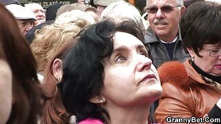 Tamnokosa zgodna žena Jenna Leigh ima strastveni seks sa svojim muškarcem